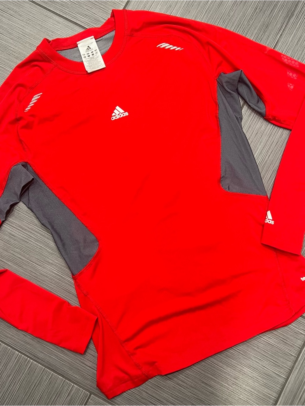 Adidas tech fit compression long sleeve XL